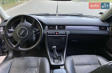 Седан Audi A6 2003 в 