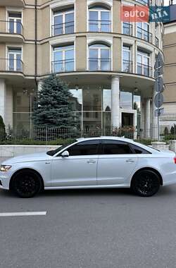 Седан Audi A6 2014 в 