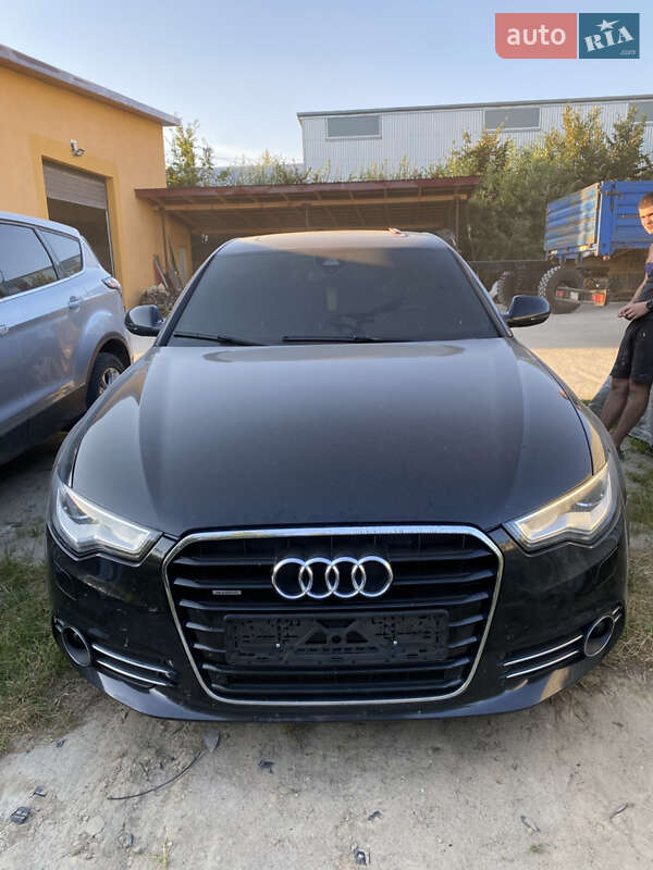 Седан Audi A6 2014 в 