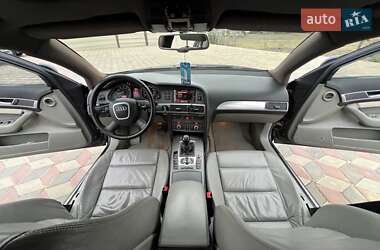 Седан Audi A6 2004 в 
