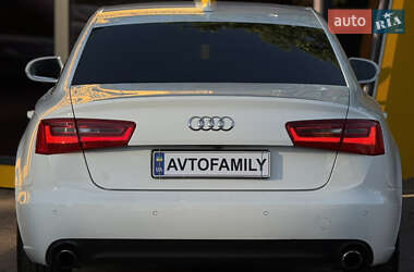 Седан Audi A6 2012 в 