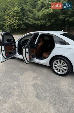 Седан Audi A6 2014 в 