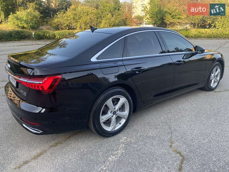 Седан Audi A6 2022 в Киеве