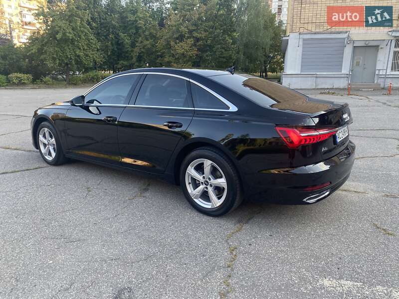 Седан Audi A6 2022 в Киеве