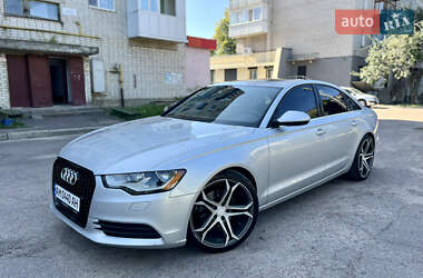 Седан Audi A6 2012 в 