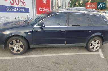 Универсал Audi A6 2002 в Киеве