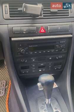 Универсал Audi A6 2002 в 