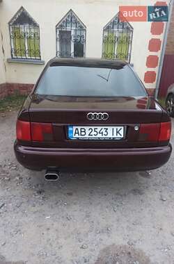 Седан Audi A6 1994 в 