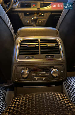 Универсал Audi A6 2011 в 