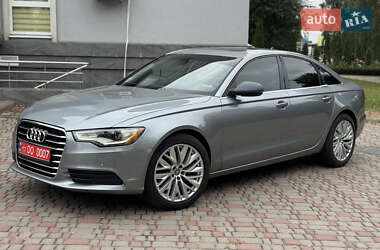 Седан Audi A6 2015 в 