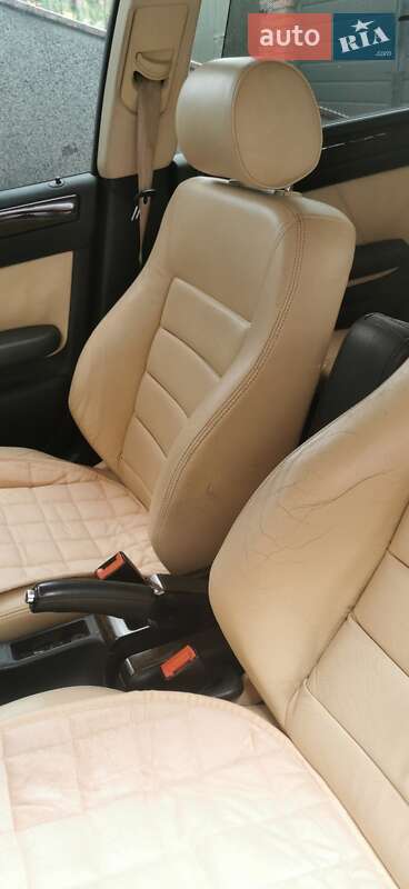 Универсал Audi A6 2003 в Ровно