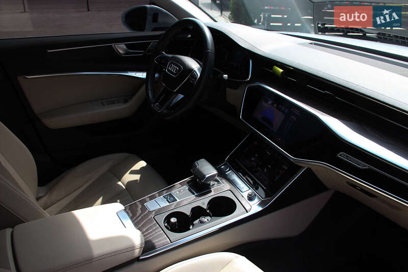 Седан Audi A6 2019 в Одессе