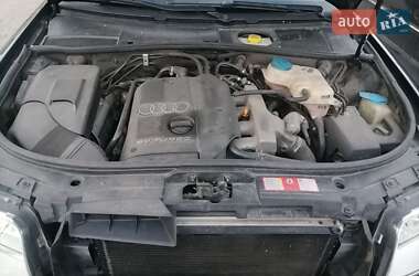 Седан Audi A6 2004 в 