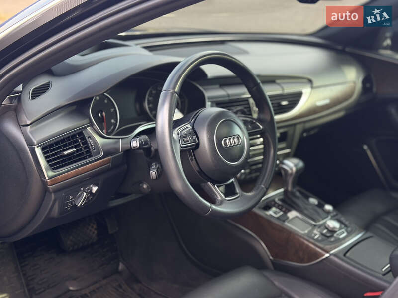 Седан Audi A6 2013 в Кривом Роге