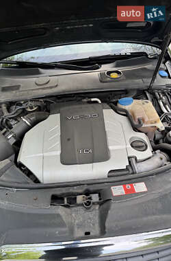Седан Audi A6 2004 в 