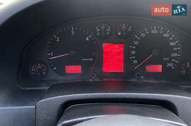 Универсал Audi A6 2000 в 