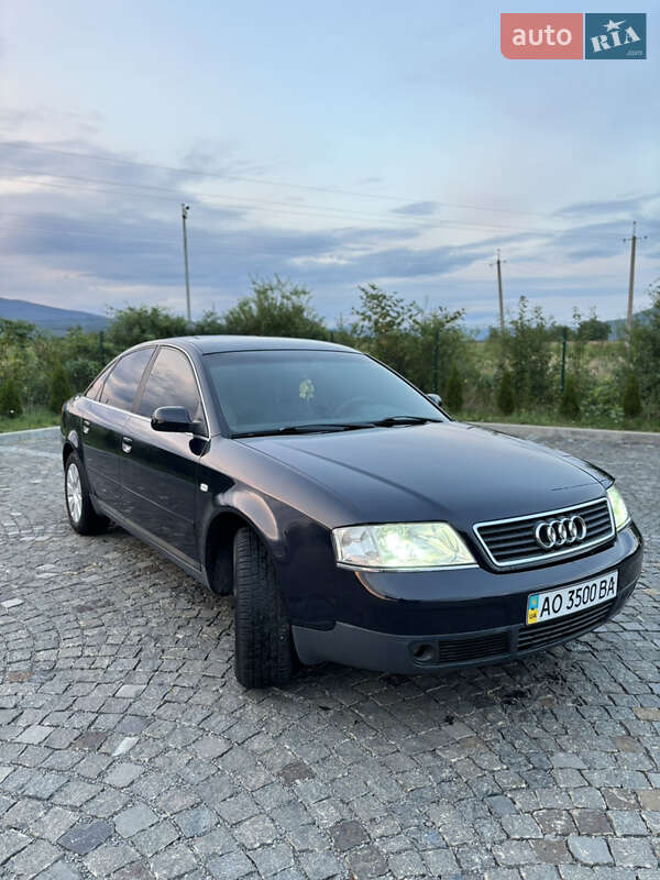 Седан Audi A6 2000 в Иршаве