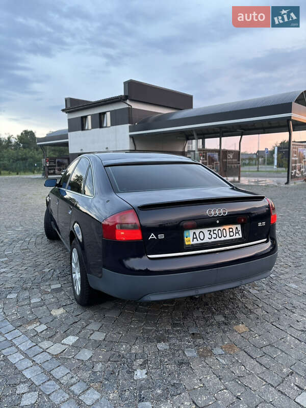 Седан Audi A6 2000 в Иршаве