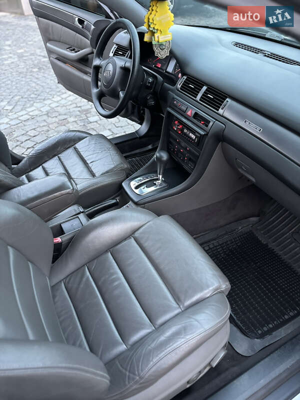 Седан Audi A6 2000 в Иршаве