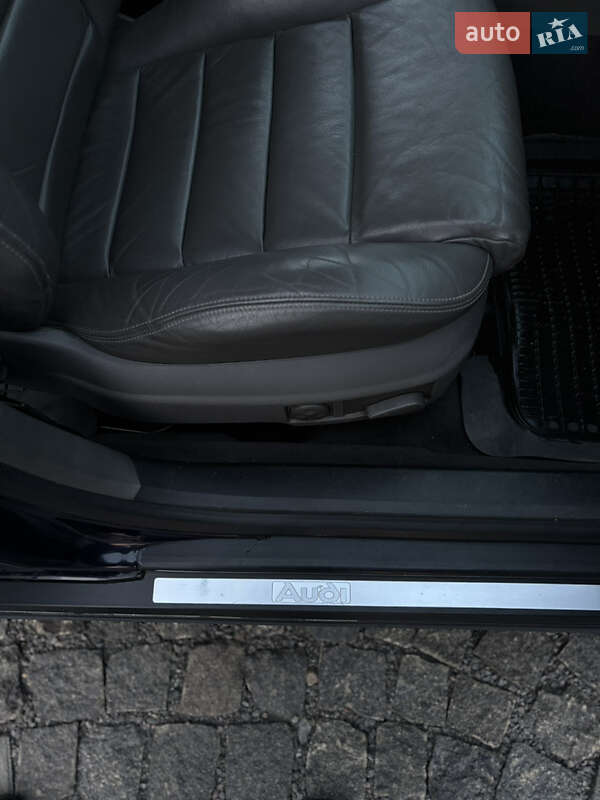 Седан Audi A6 2000 в Иршаве