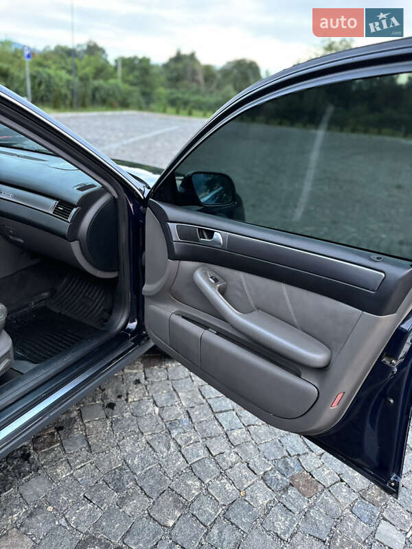 Седан Audi A6 2000 в Иршаве