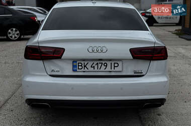 Седан Audi A6 2015 в 