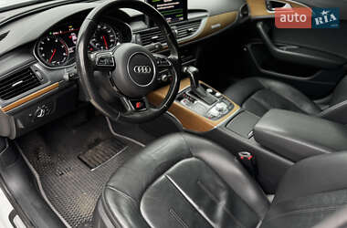 Седан Audi A6 2015 в 