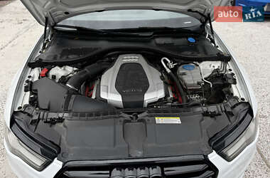 Седан Audi A6 2015 в 