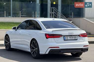 Седан Audi A6 2019 в 