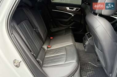 Седан Audi A6 2019 в 