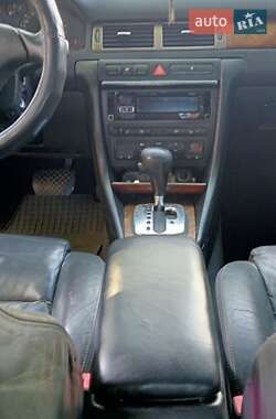 Седан Audi A6 1998 в 