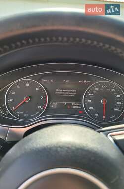 Седан Audi A6 2015 в 