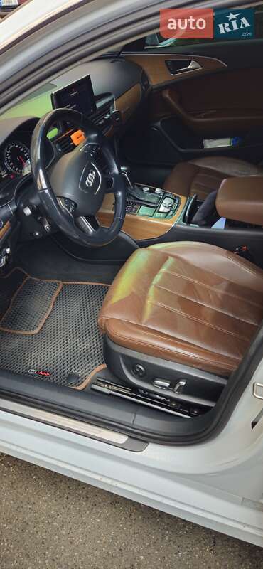 Седан Audi A6 2015 в Киеве