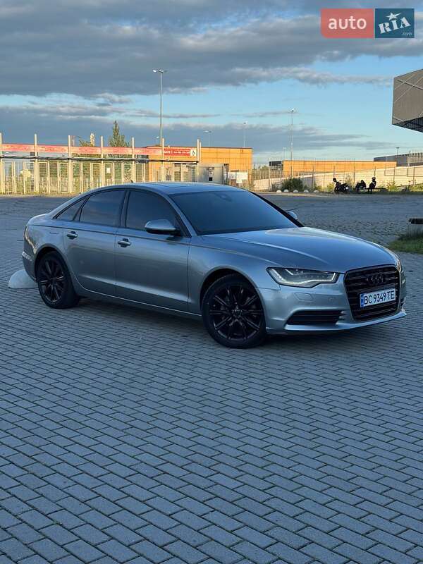 Седан Audi A6 2014 в 