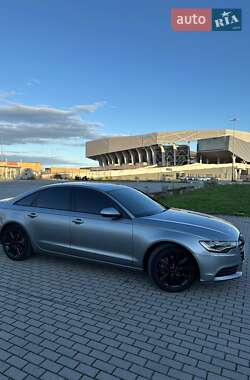 Седан Audi A6 2014 в 