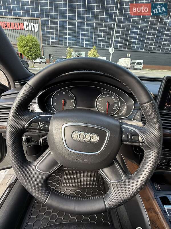 Седан Audi A6 2012 в Луцке