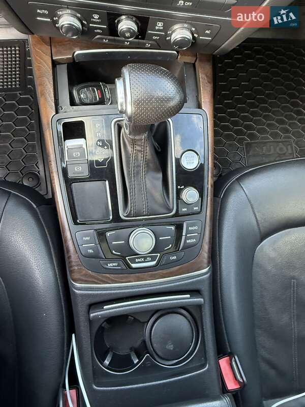 Седан Audi A6 2012 в Луцке
