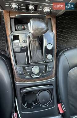Седан Audi A6 2012 в 