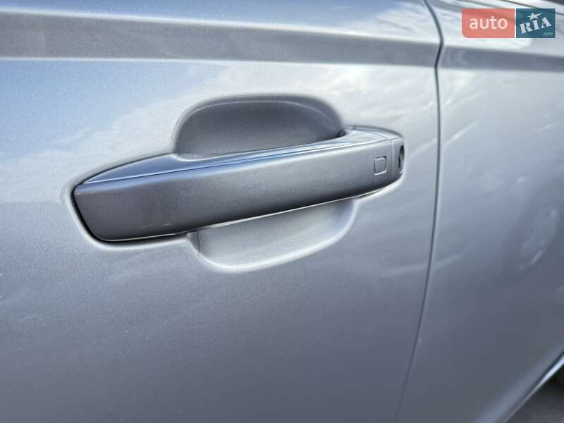 Седан Audi A6 2012 в Луцке