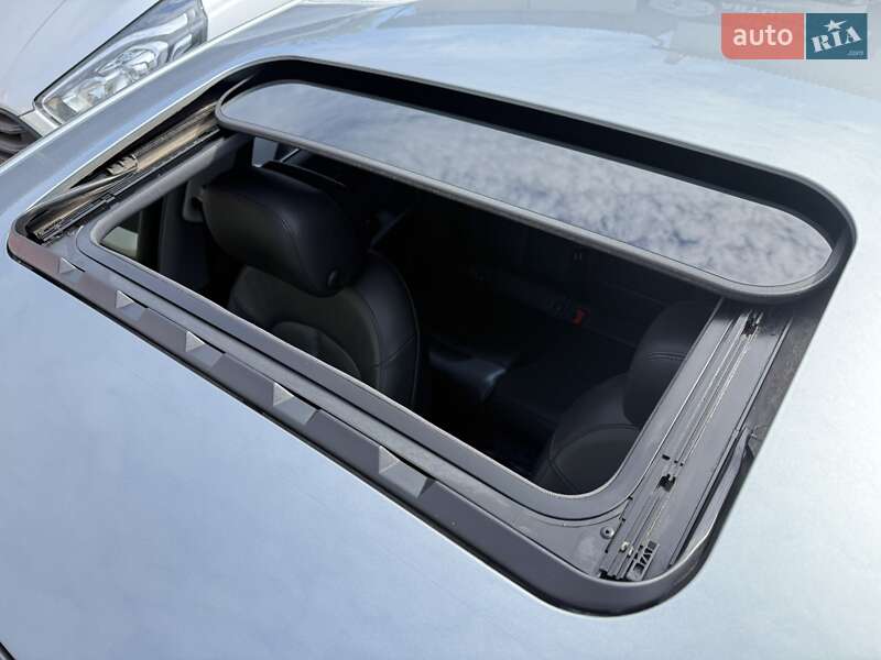 Седан Audi A6 2012 в Луцке