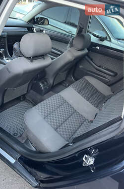 Универсал Audi A6 2004 в 