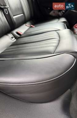 Универсал Audi A6 2015 в 