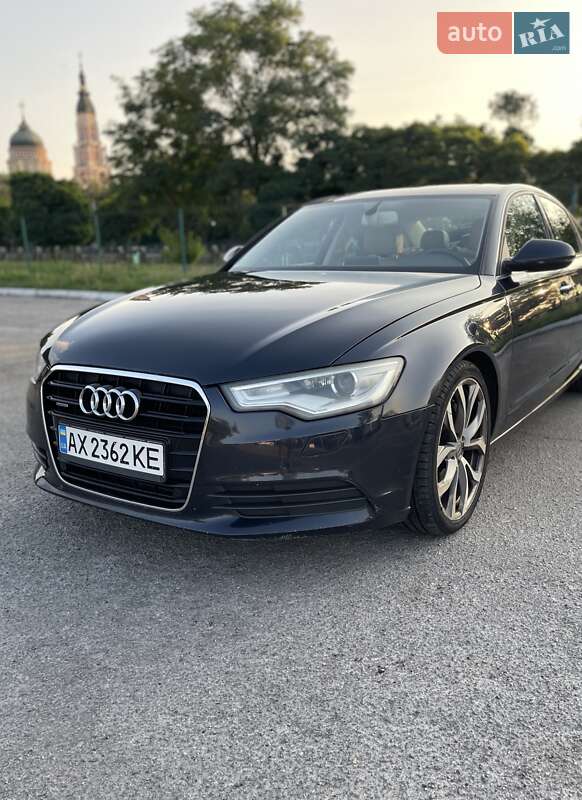 Седан Audi A6 2014 в 