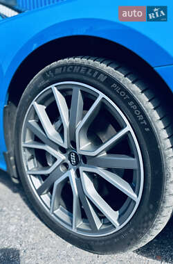 Седан Audi A6 2019 в 