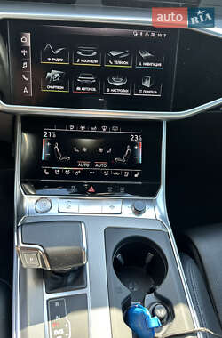 Седан Audi A6 2019 в 