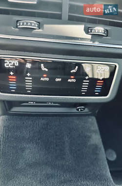 Седан Audi A6 2019 в 