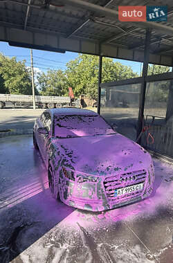 Седан Audi A6 2013 в 