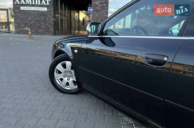 Седан Audi A6 2001 в 