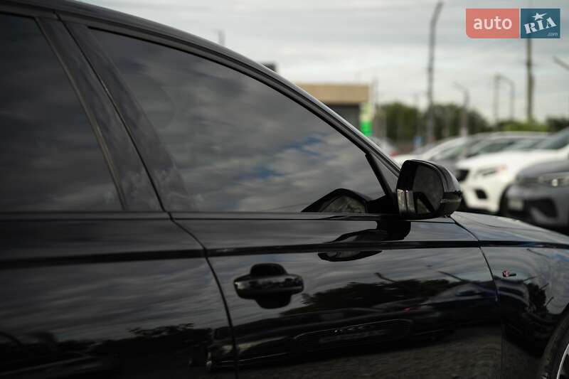 Седан Audi A6 2013 в Черновцах
