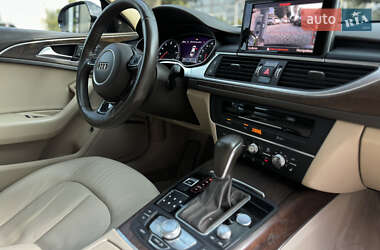 Седан Audi A6 2015 в 